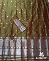 Mehndi Silver Jari Super Semi Paat Set Mekhela Sador