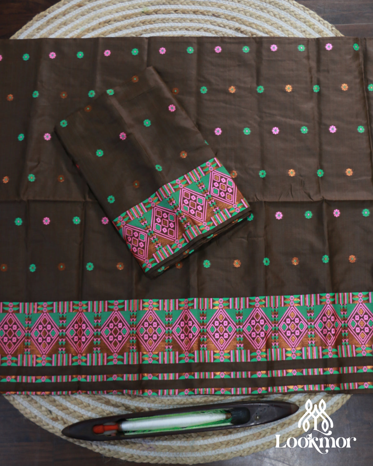 Dark Brown Gorgeous Toss Paat Set Mekhela Sador