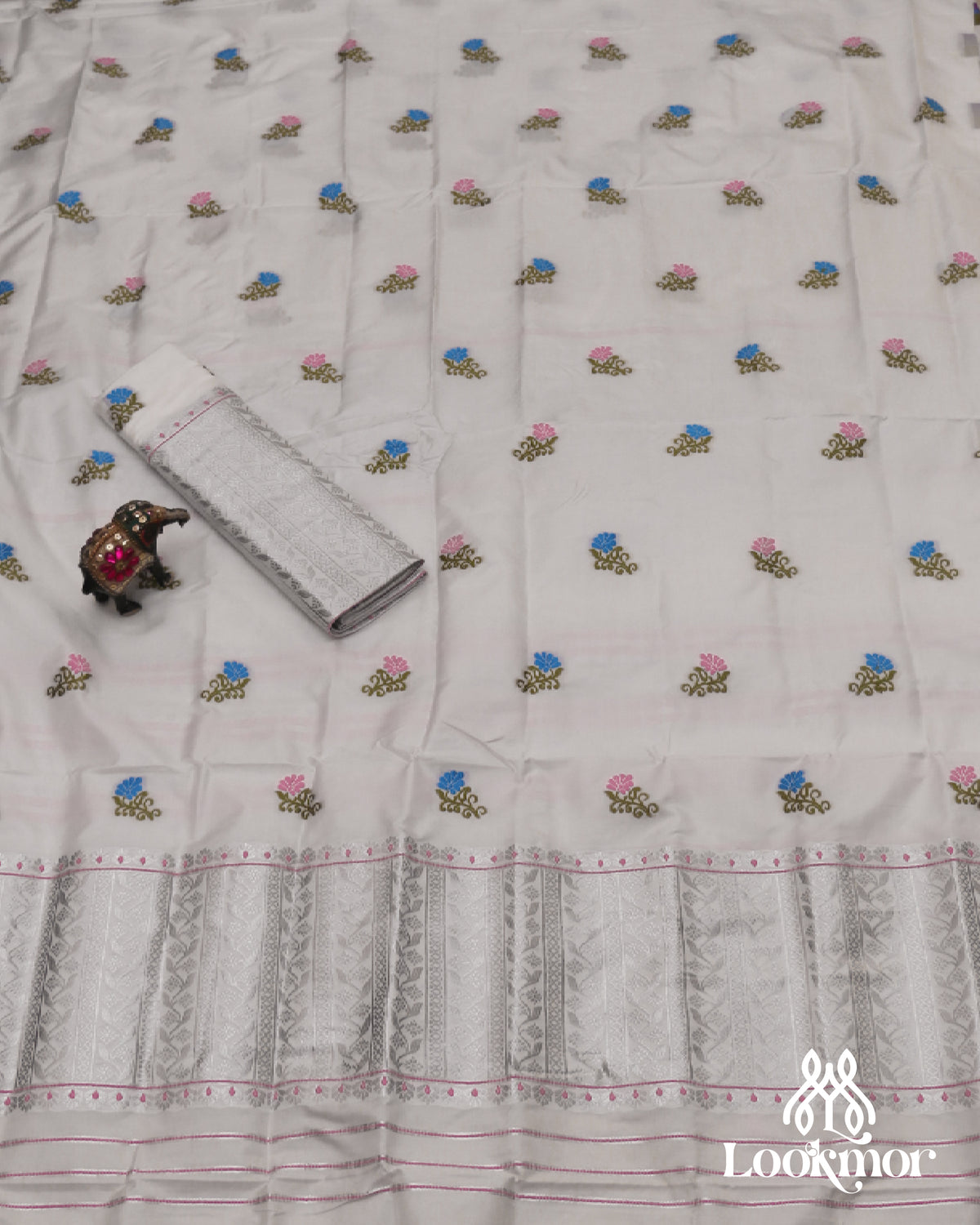 White Silver Jari Super Semi Paat Set Mekhela Sador