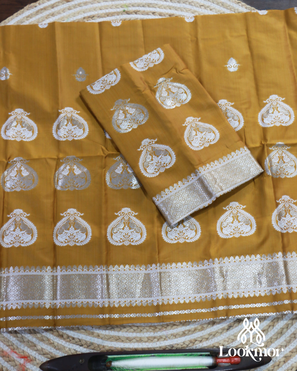 Earthy Mehndi Super Semi Pat Mekhela Sador with Elegant Detailing