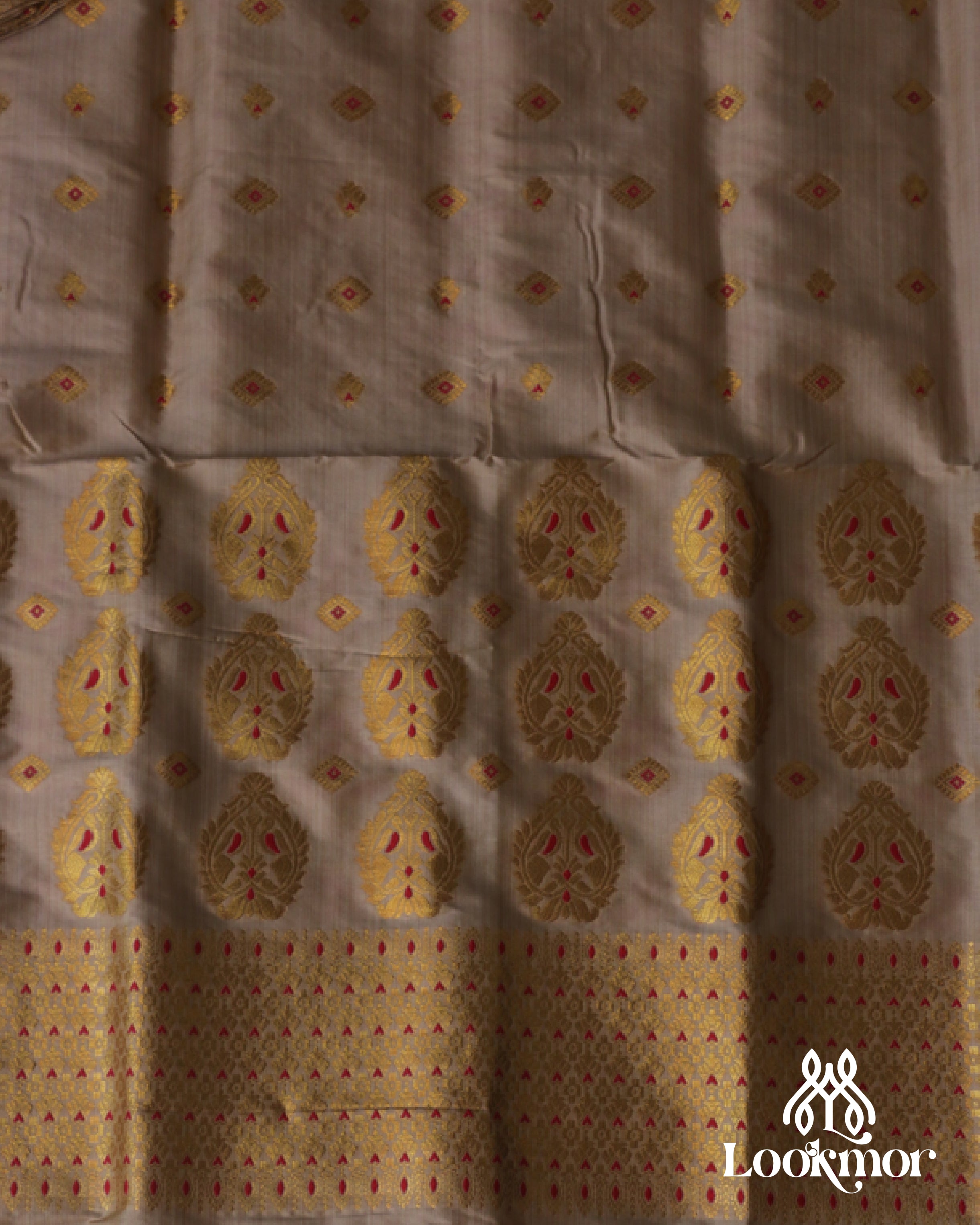 Muga Premium Heavy Set Golden Jari Super Semi Paat Set Mekhela Sador